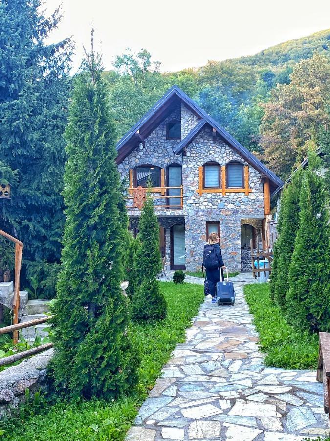 Chalet Kujta Peje Exterior foto